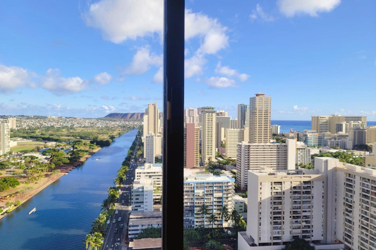 Waikiki High Floor Views Beaches Convention Center * Honolulu
